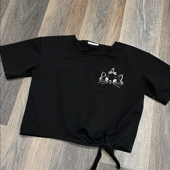 Tops - (23) T One tshirt